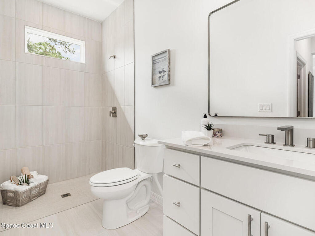 1370 Seabreeze Street, Palm Bay, FL 32908