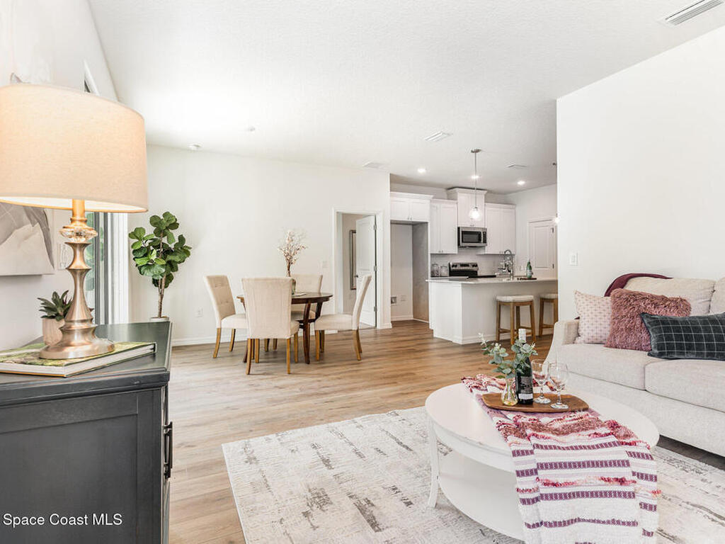 1370 Seabreeze Street, Palm Bay, FL 32908