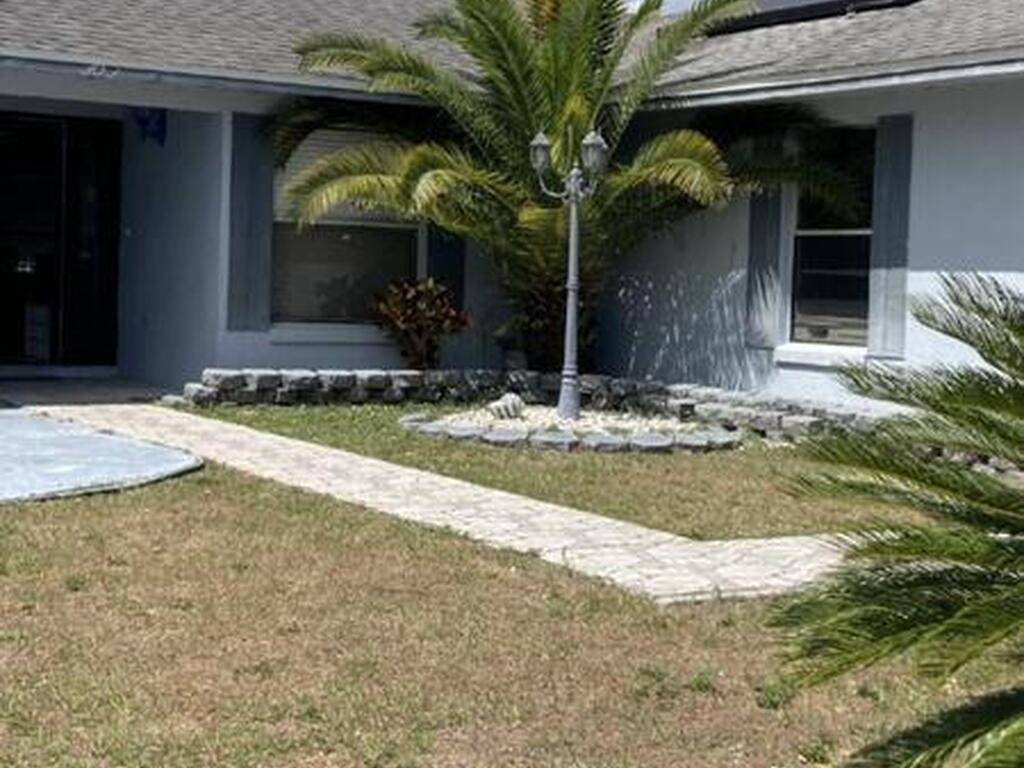 303 Cocoa Court, Kissimmee, FL 34758