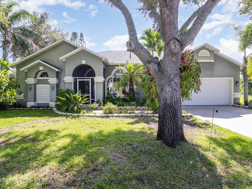 4998 Pine Lily Court, Melbourne, FL 32940