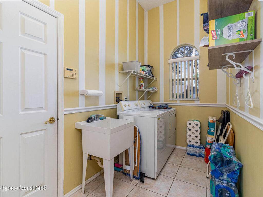 4998 Pine Lily Court, Melbourne, FL 32940