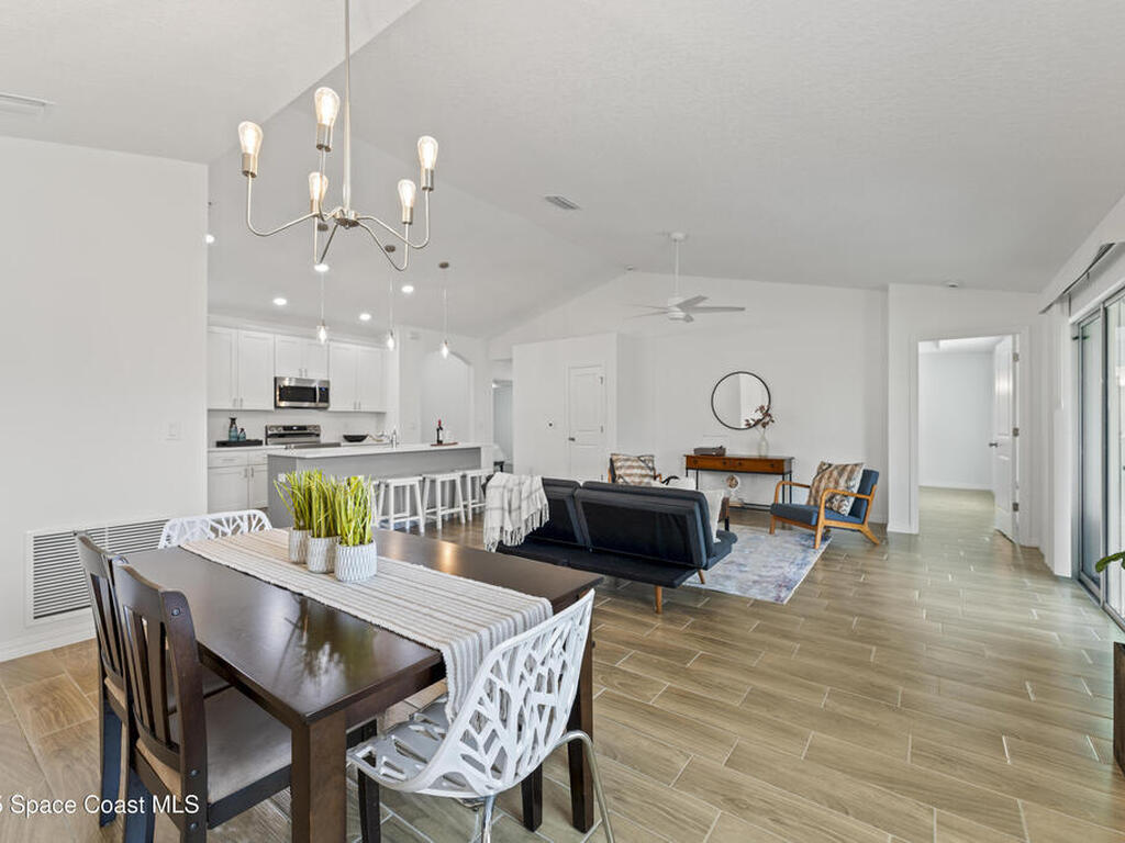 1938 Jupiter Boulevard, Palm Bay, FL 32908