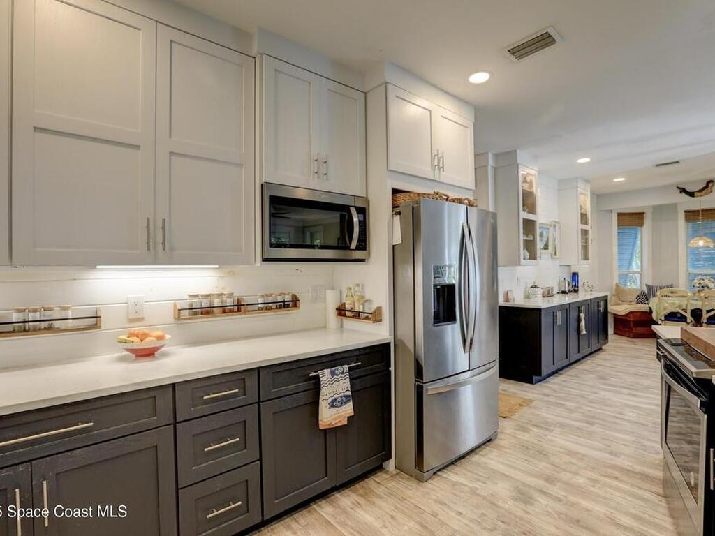 1961 W Pebble Path, Vero Beach, FL 32963