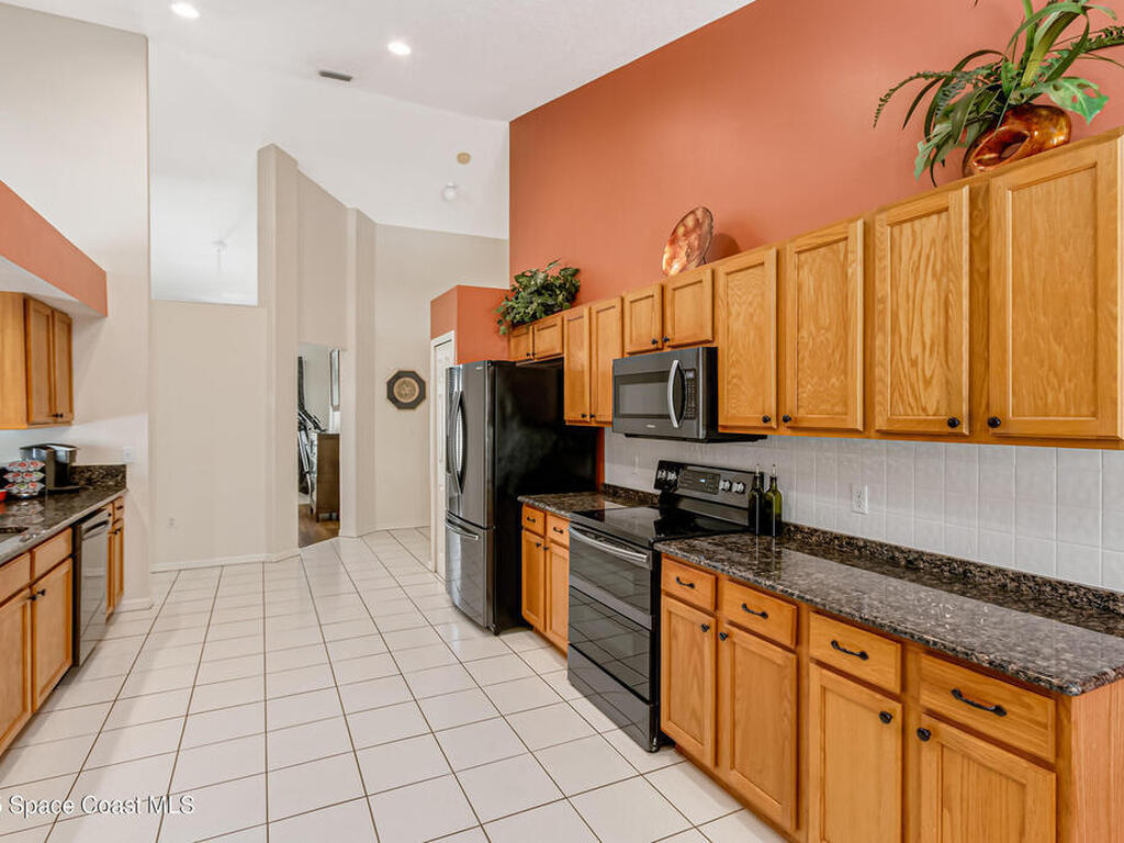 408 Berwick Way, Melbourne, FL 32940