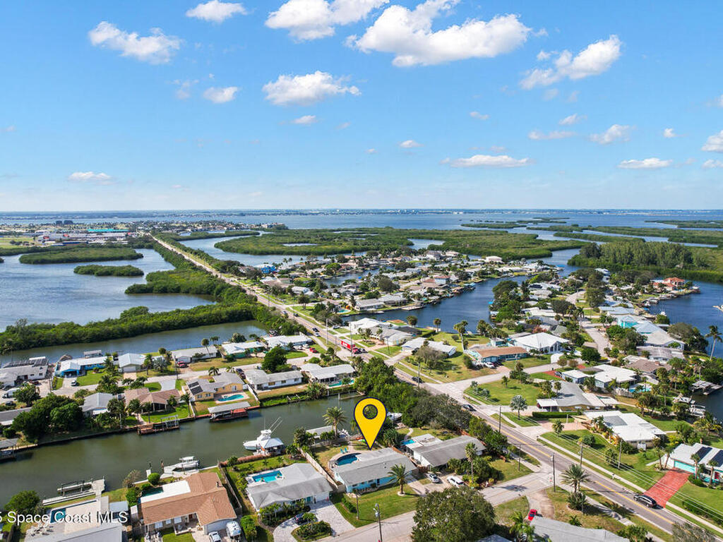 102 Deleon Road, Cocoa Beach, FL 32931