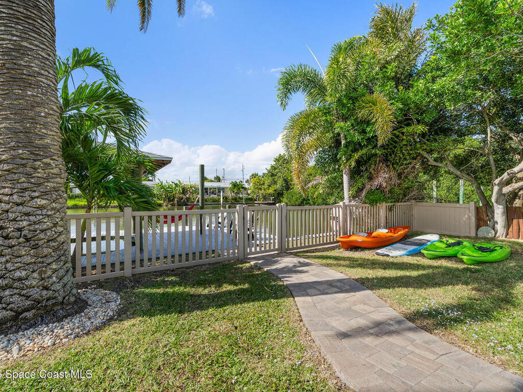 102 Deleon Road, Cocoa Beach, FL 32931
