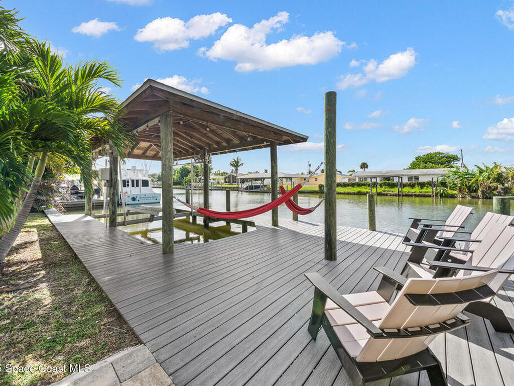 102 Deleon Road, Cocoa Beach, FL 32931