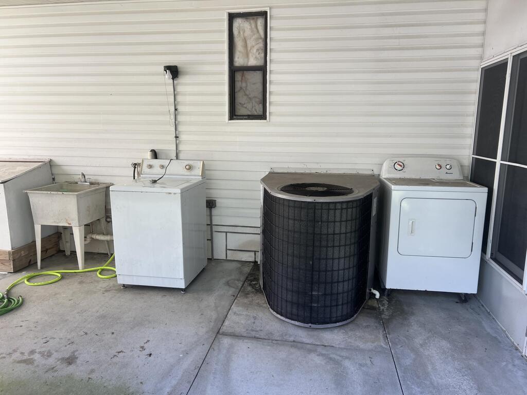 234 Holiday Park Boulevard, Palm Bay, FL 32907