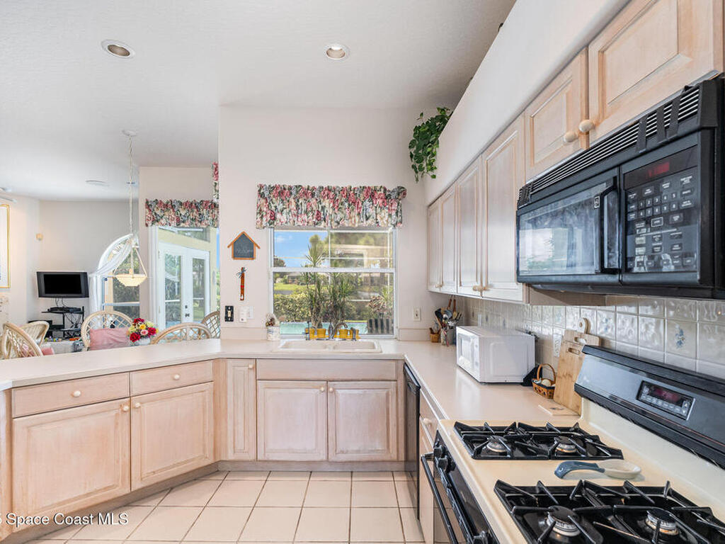 493 Kimberly Drive, Melbourne, FL 32940