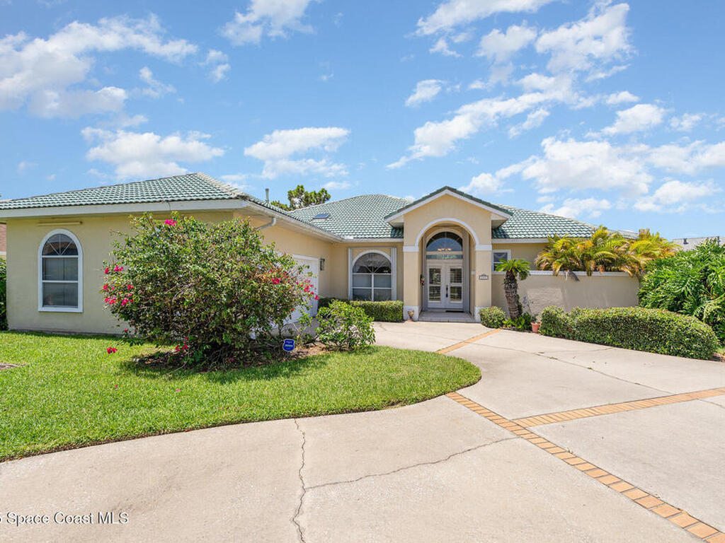 493 Kimberly Drive, Melbourne, FL 32940
