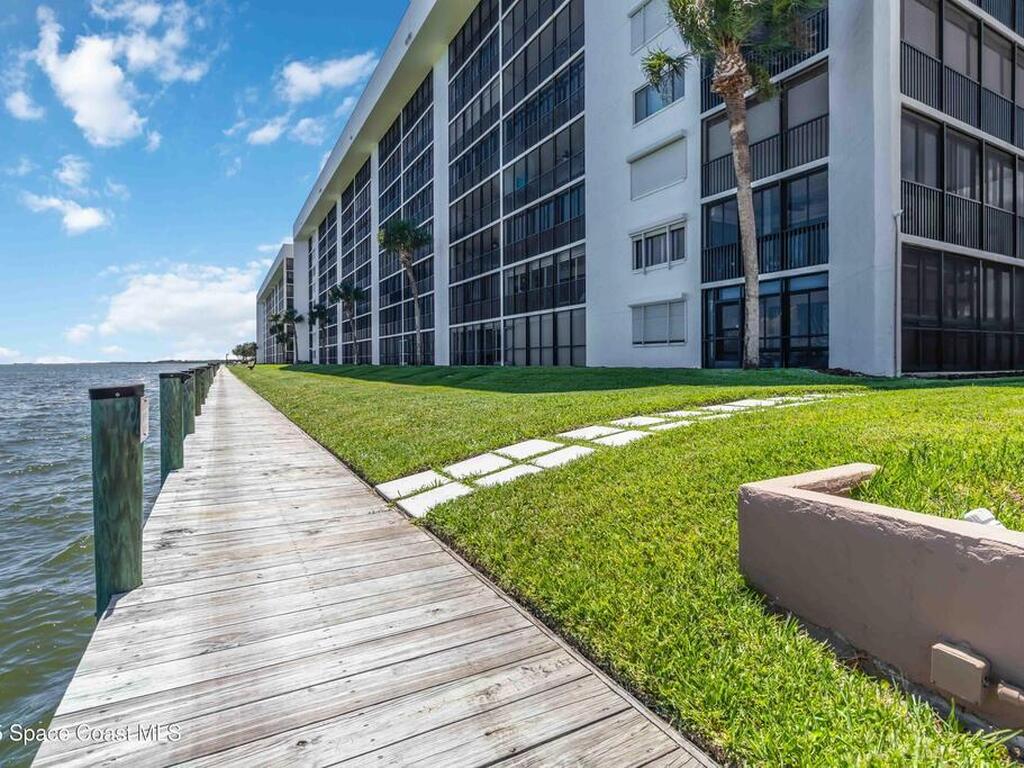 250 S Sykes Creek Parkway, Merritt Island, FL 32952