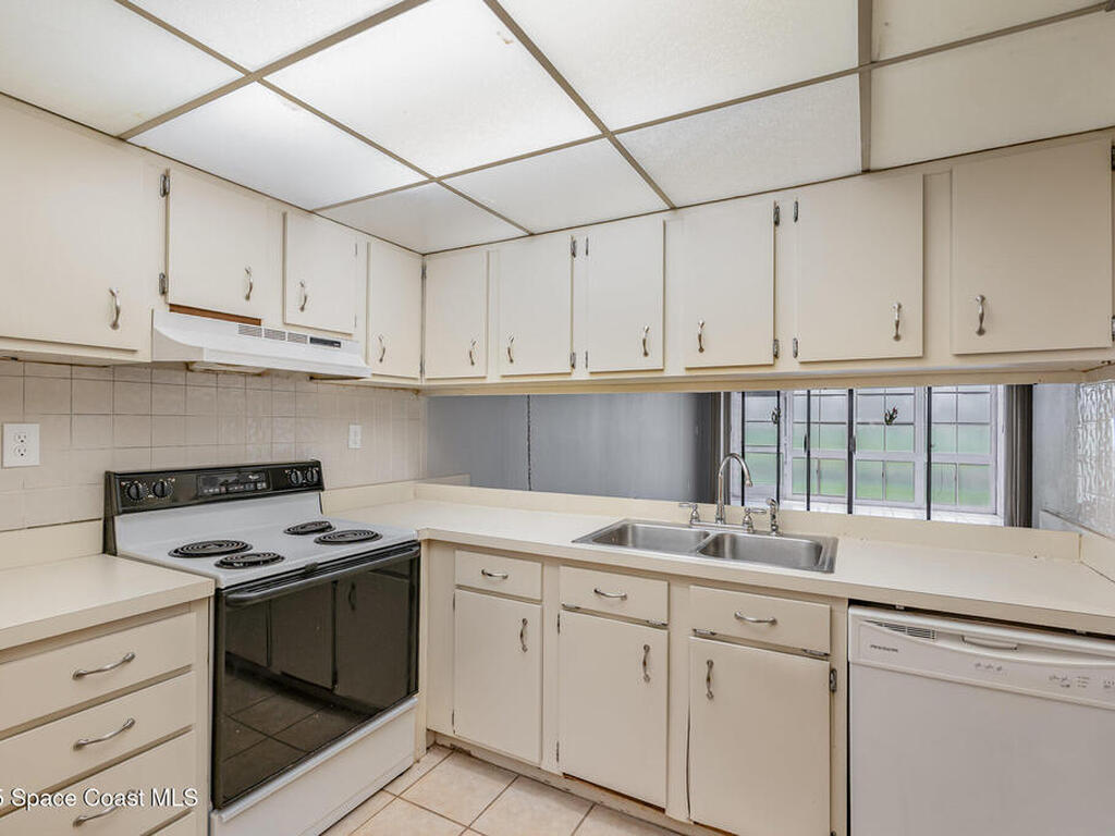 2727 N Wickham Road, Melbourne, FL 32935