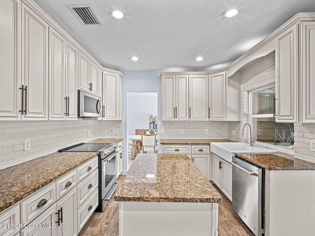 1502 Stafford Avenue, Merritt Island, FL 32952
