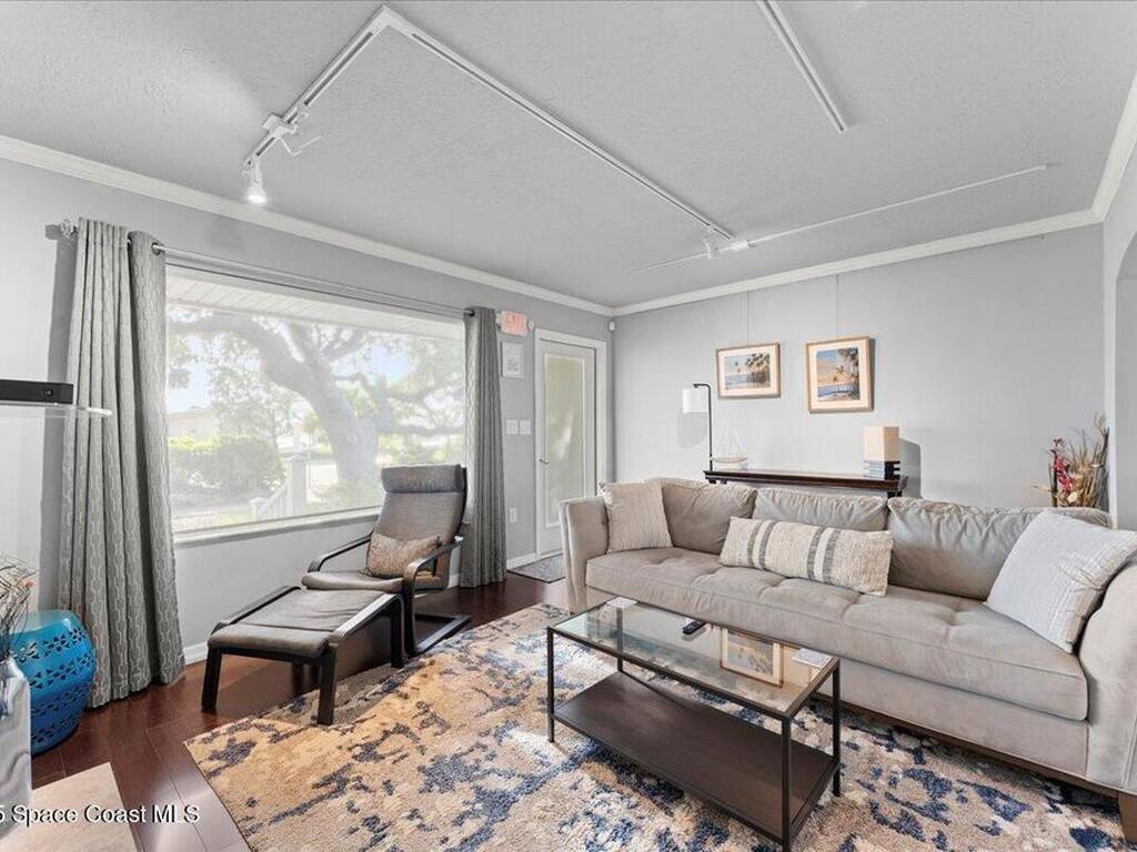 133 N Orlando Avenue, Cocoa Beach, FL 32931