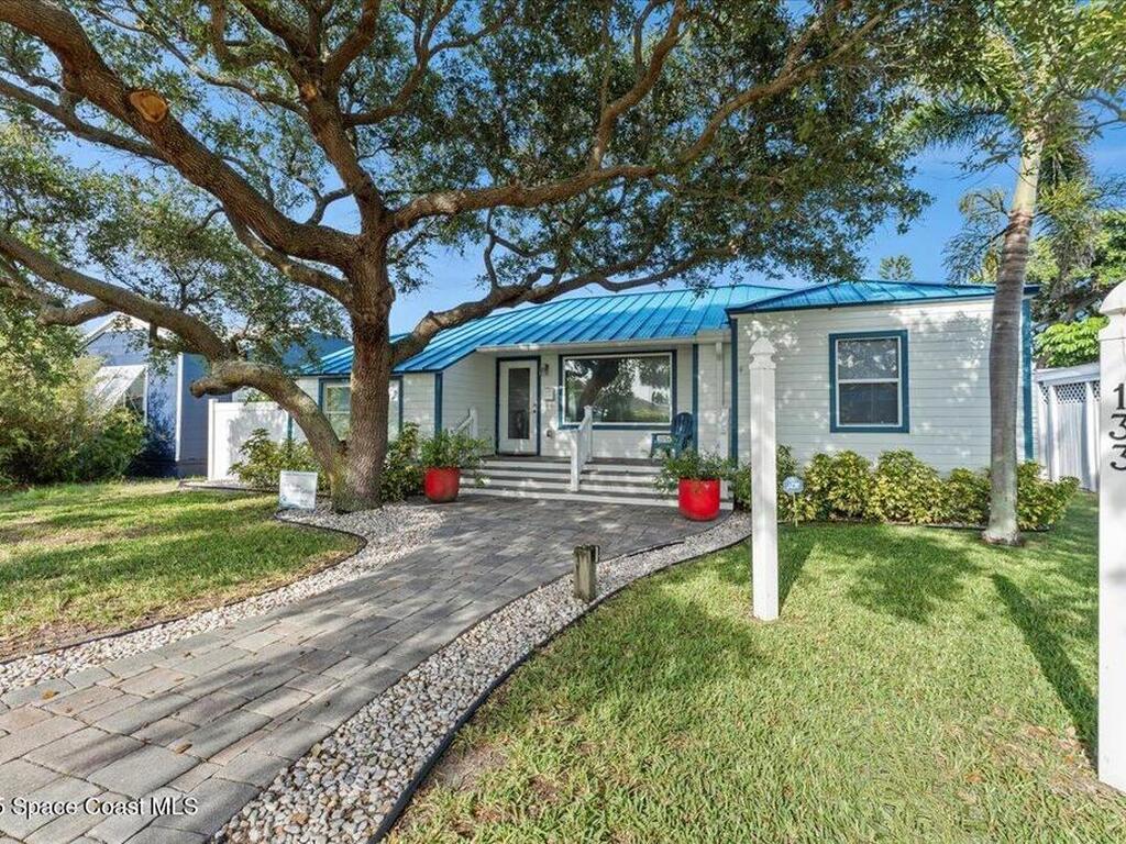 133 N Orlando Avenue, Cocoa Beach, FL 32931