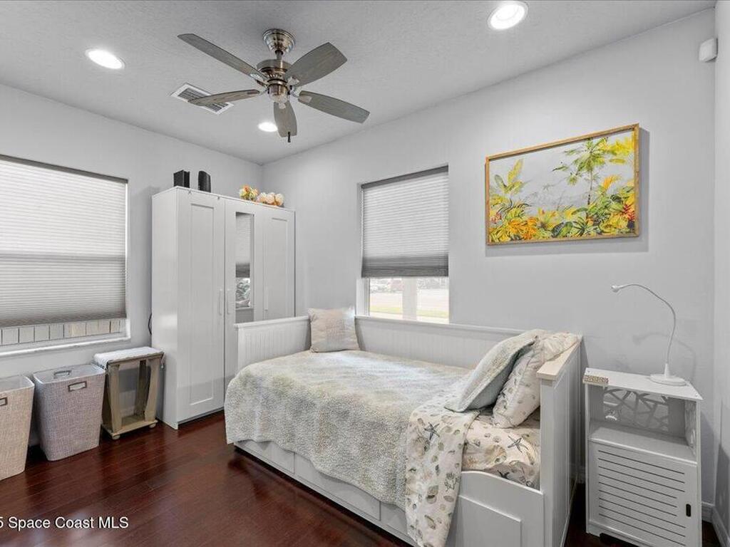 133 N Orlando Avenue, Cocoa Beach, FL 32931