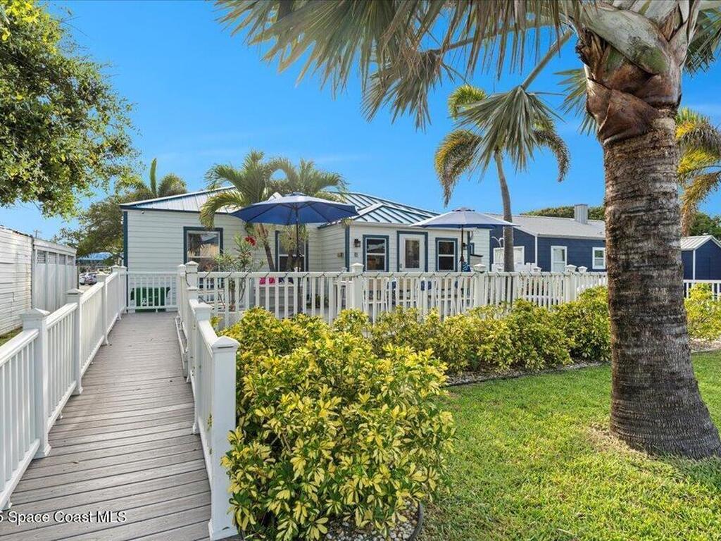 133 N Orlando Avenue, Cocoa Beach, FL 32931