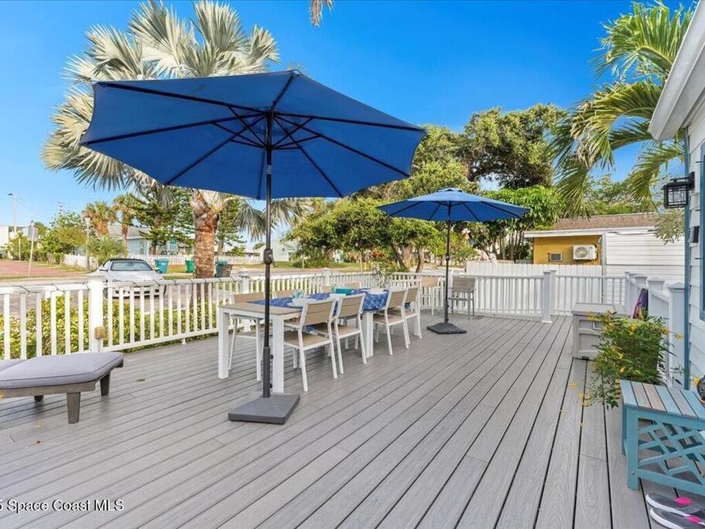 133 N Orlando Avenue, Cocoa Beach, FL 32931