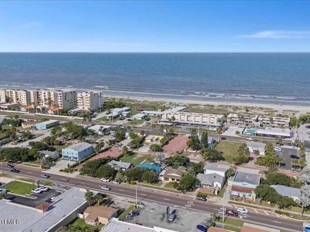 133 N Orlando Avenue, Cocoa Beach, FL 32931