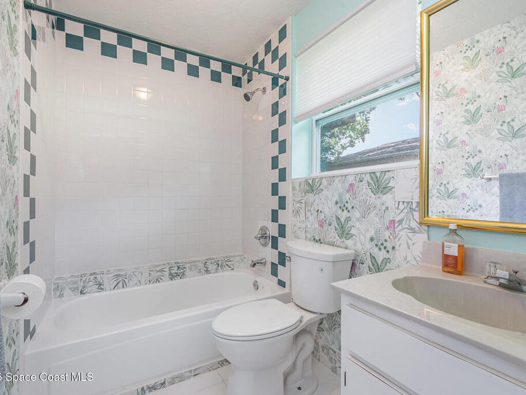 1459 Admiral Halsey Avenue, Daytona Beach, FL 32124