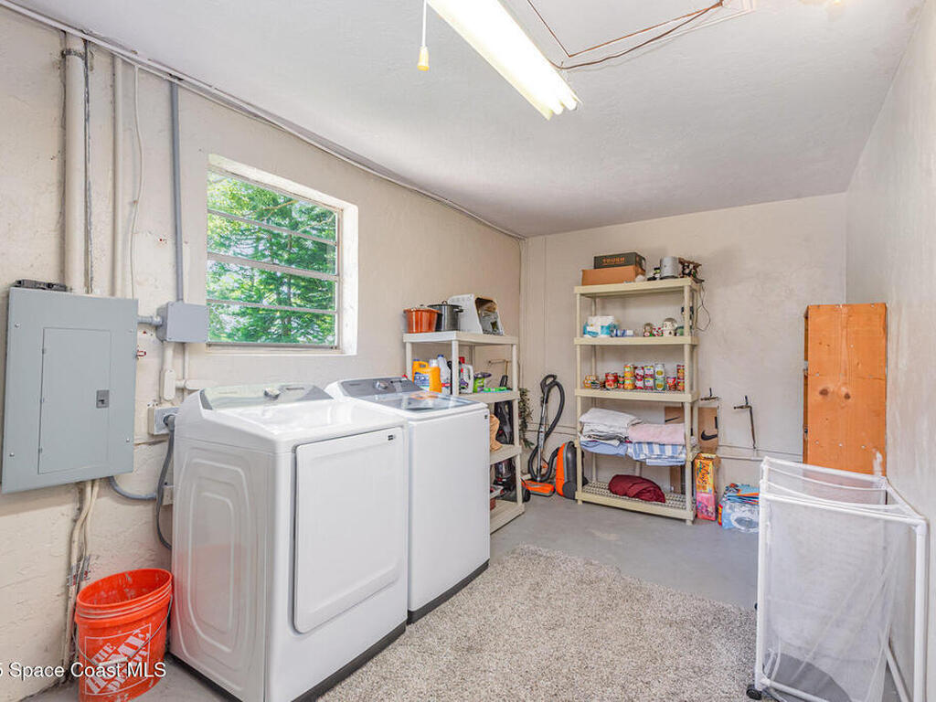 1459 Admiral Halsey Avenue, Daytona Beach, FL 32124