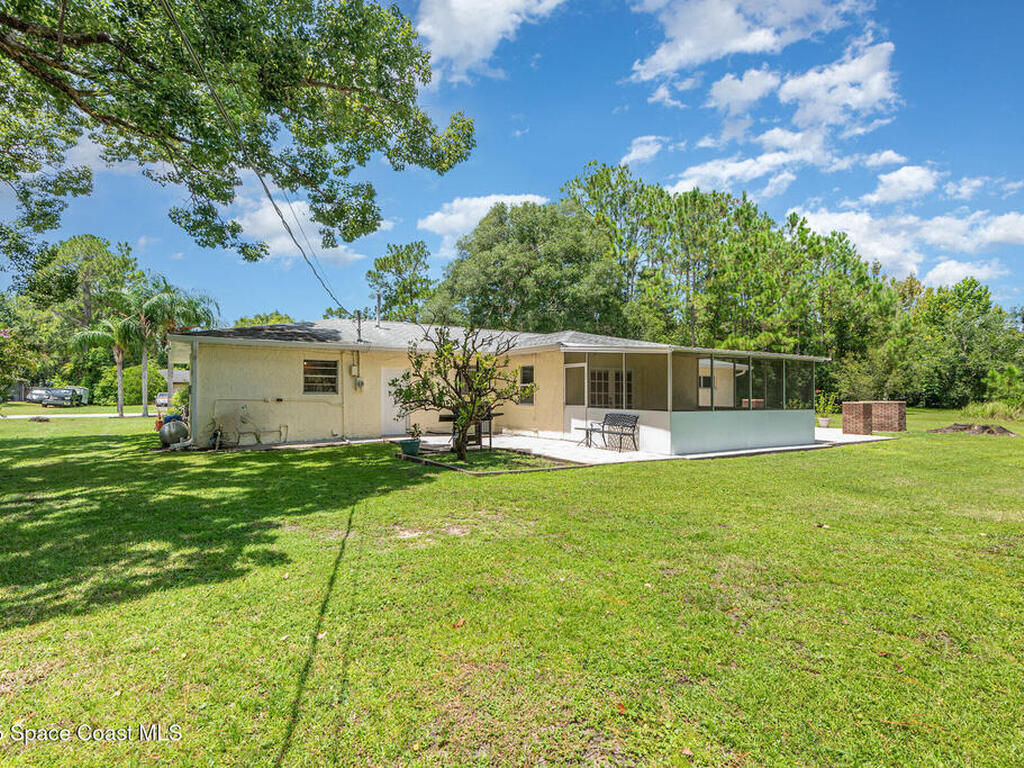 1459 Admiral Halsey Avenue, Daytona Beach, FL 32124