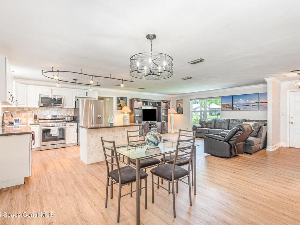 1459 Admiral Halsey Avenue, Daytona Beach, FL 32124