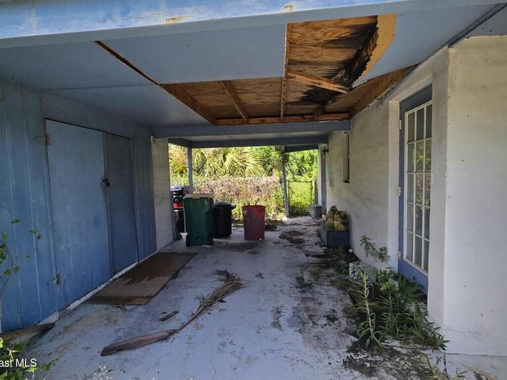 2004 Tyler Avenue, Melbourne, FL 32935