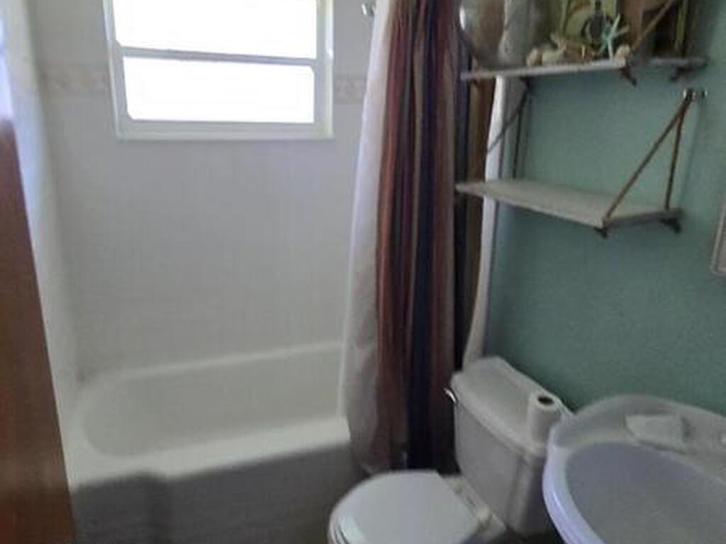 2004 Tyler Avenue, Melbourne, FL 32935