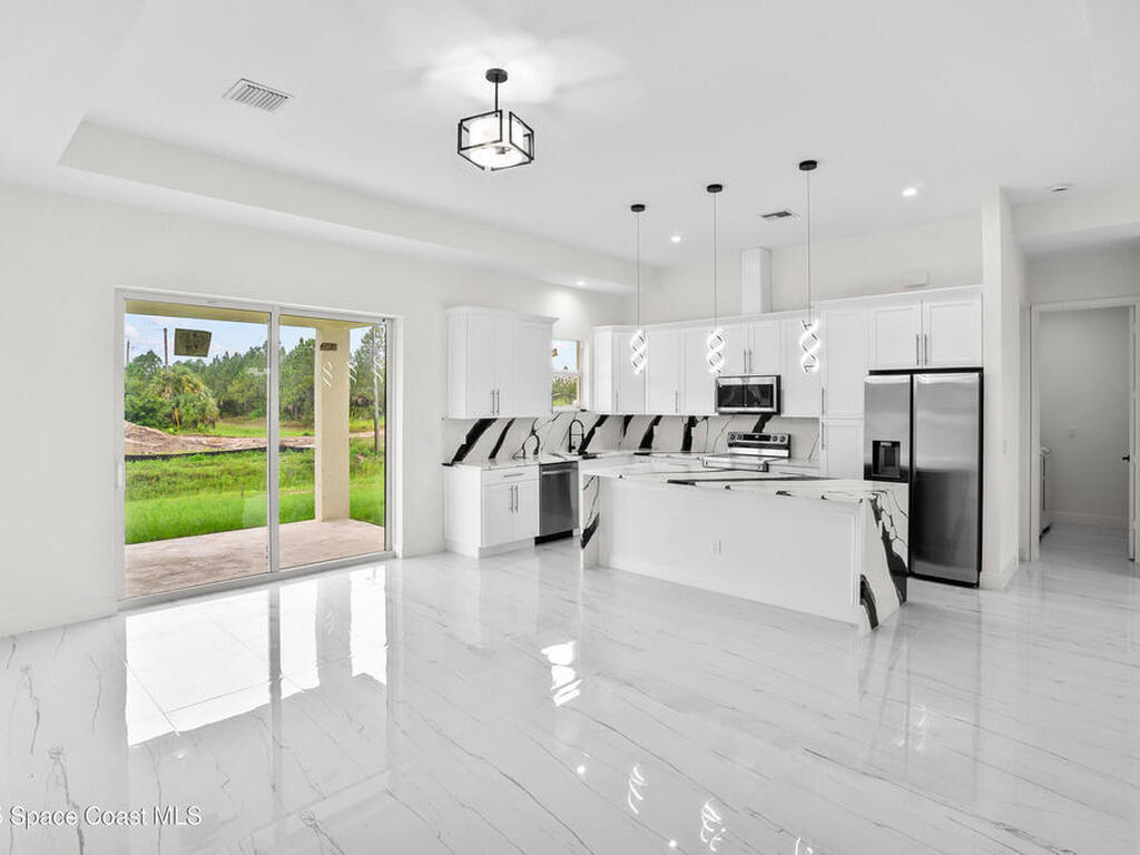 2886 Grant Avenue, Palm Bay, FL 32909