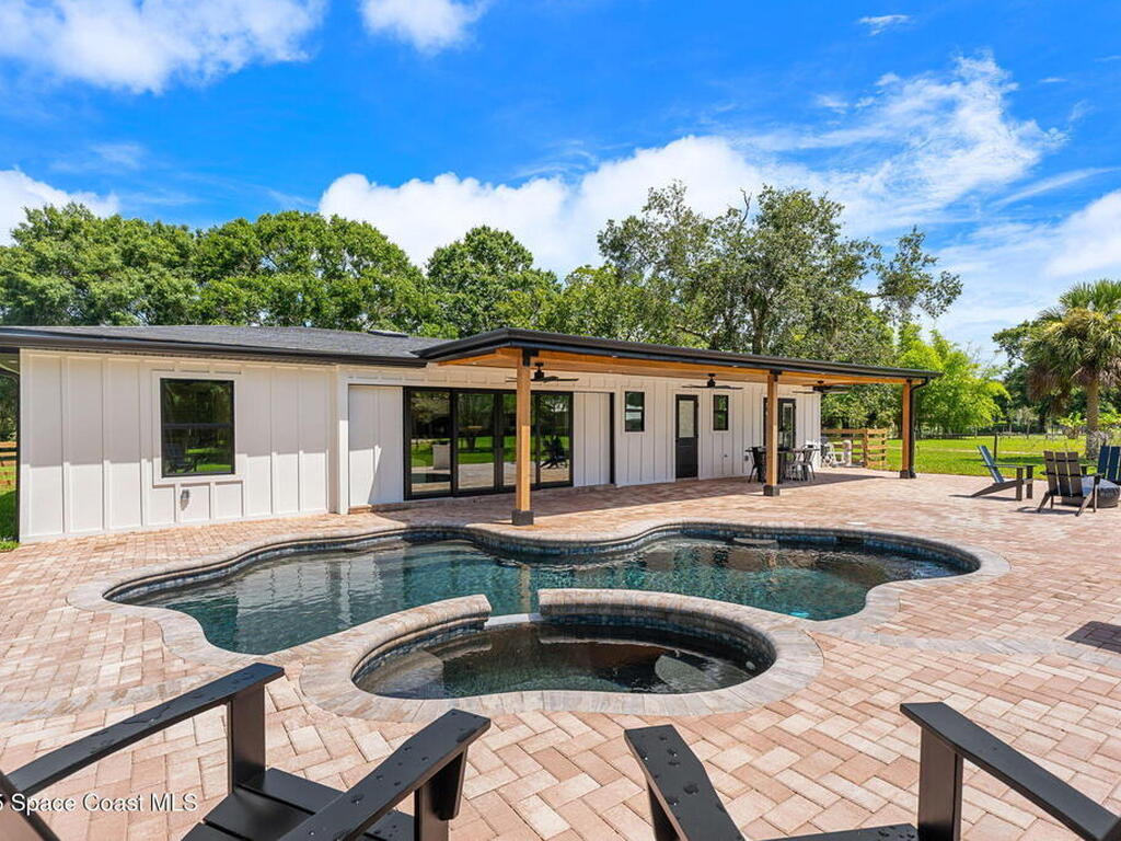 4313 Country Road, Melbourne, FL 32934