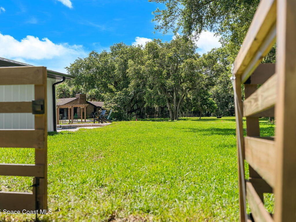 4313 Country Road, Melbourne, FL 32934