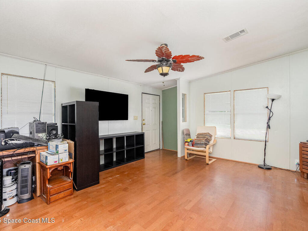 5032 Cambridge Drive, Mims, FL 32754