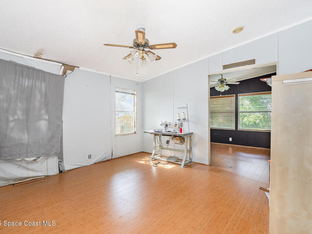 5032 Cambridge Drive, Mims, FL 32754