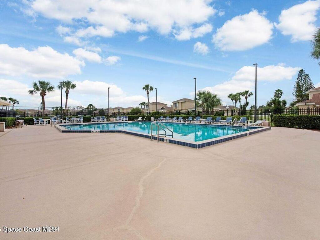 1040 Abada Court, Palm Bay, FL 32905