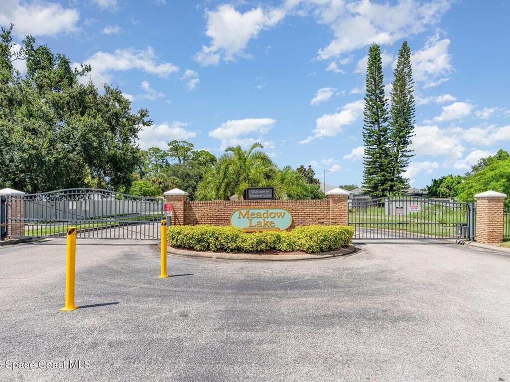 1512 Vista Lake Circle Circle, Melbourne, FL 32904