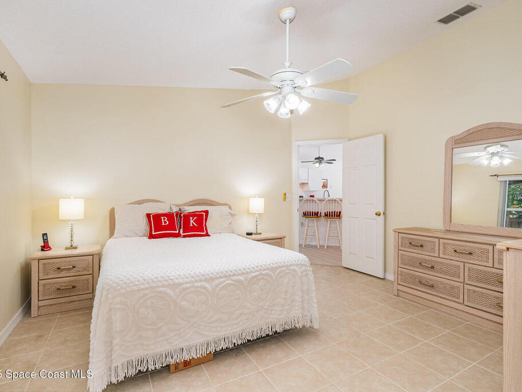 1512 Vista Lake Circle Circle, Melbourne, FL 32904