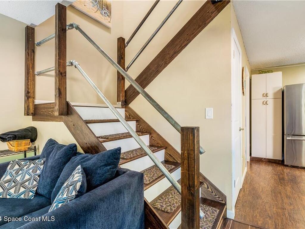 2115 Vista Oaks Circle, Palm Bay, FL 32905