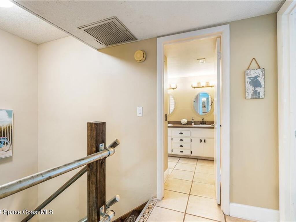 2115 Vista Oaks Circle, Palm Bay, FL 32905