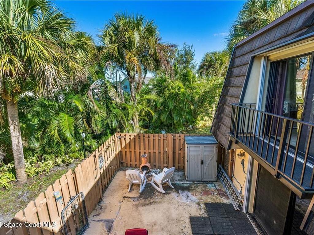 2115 Vista Oaks Circle, Palm Bay, FL 32905