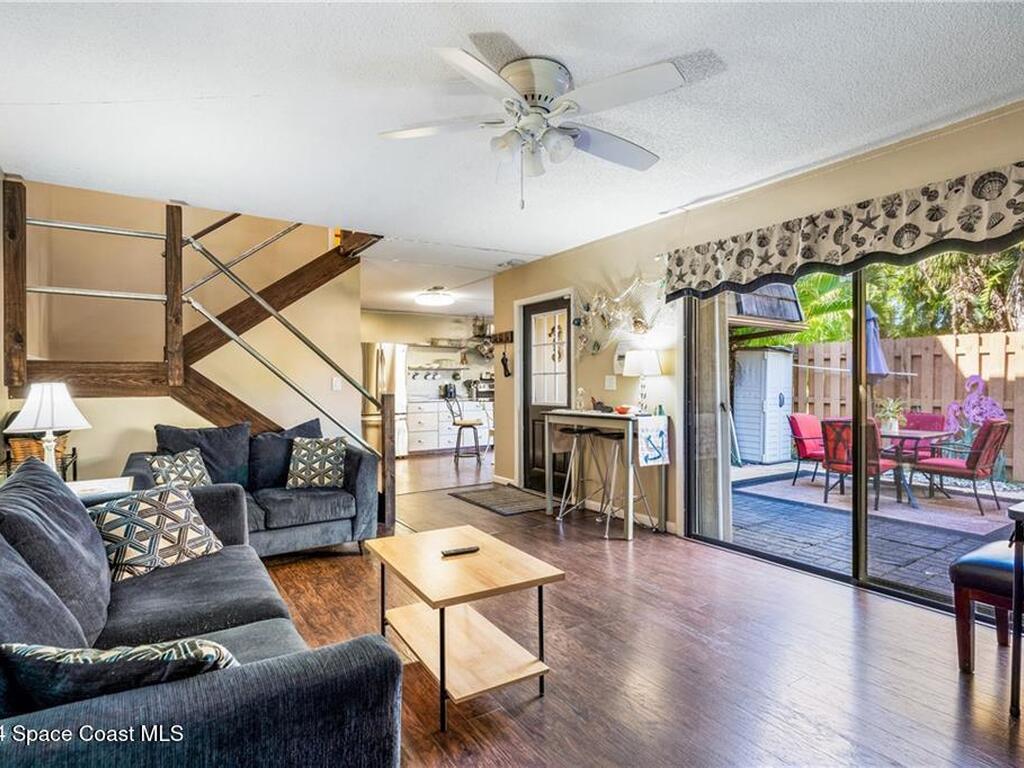 2115 Vista Oaks Circle, Palm Bay, FL 32905