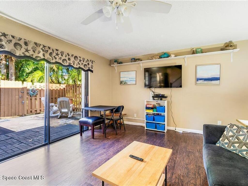 2115 Vista Oaks Circle, Palm Bay, FL 32905