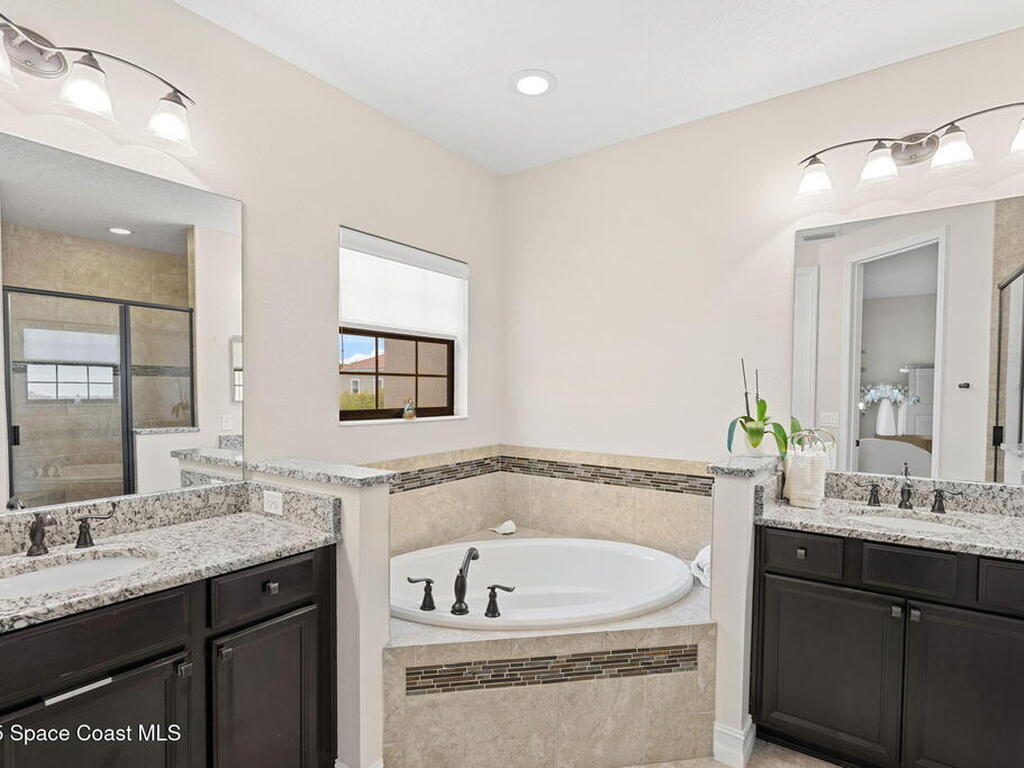 7045 Primavera Lane, Melbourne, FL 32940