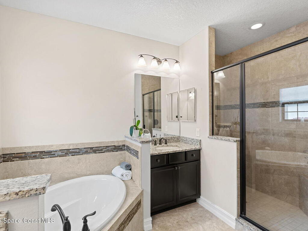 7045 Primavera Lane, Melbourne, FL 32940