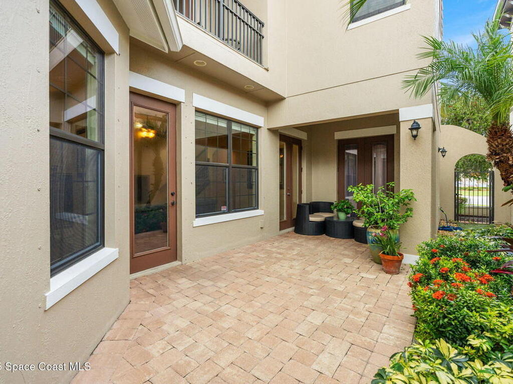 7045 Primavera Lane, Melbourne, FL 32940