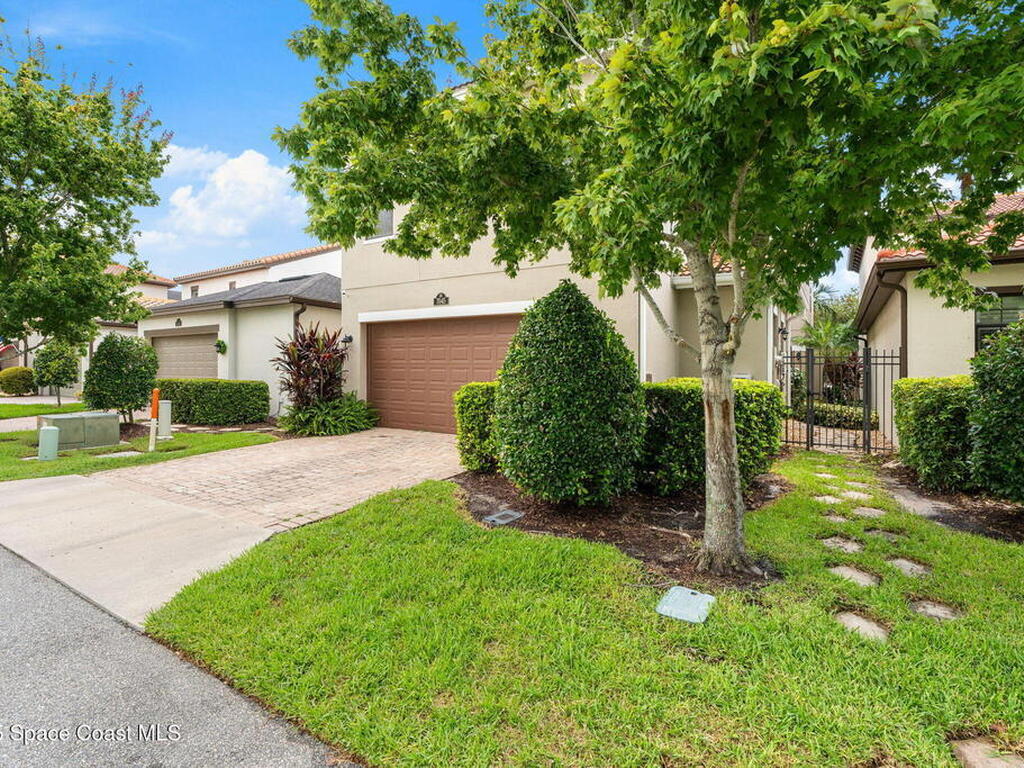 7045 Primavera Lane, Melbourne, FL 32940