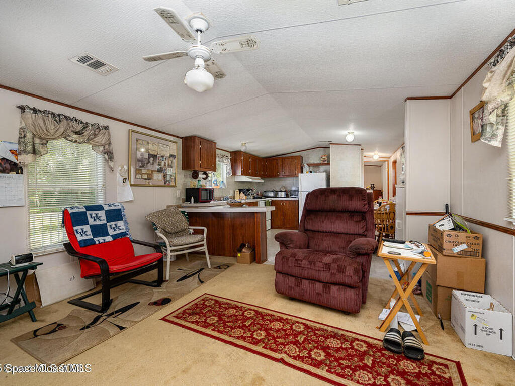 2472 Kingswood Drive, Mims, FL 32754