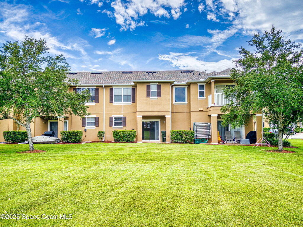 104 Aston Grande Drive, Daytona Beach, FL 32124