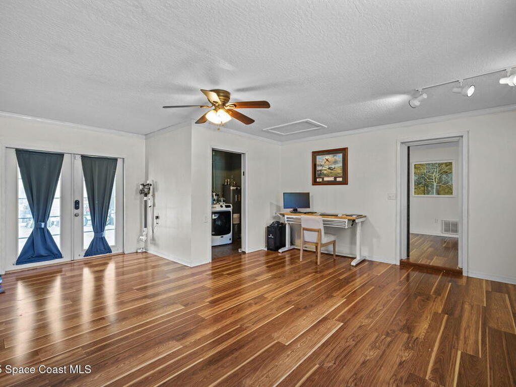 2120 Coconut Lane, Merritt Island, FL 32952