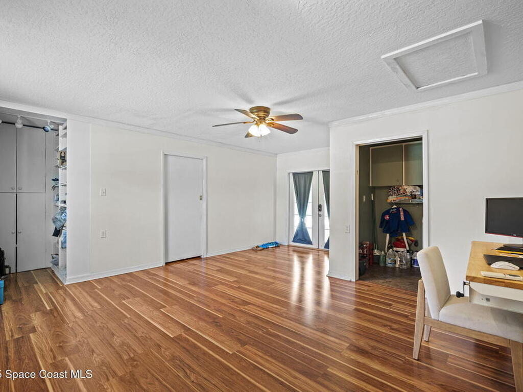 2120 Coconut Lane, Merritt Island, FL 32952